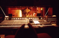 Mixing console