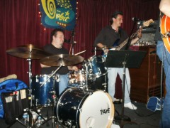 rhythm section groovin'